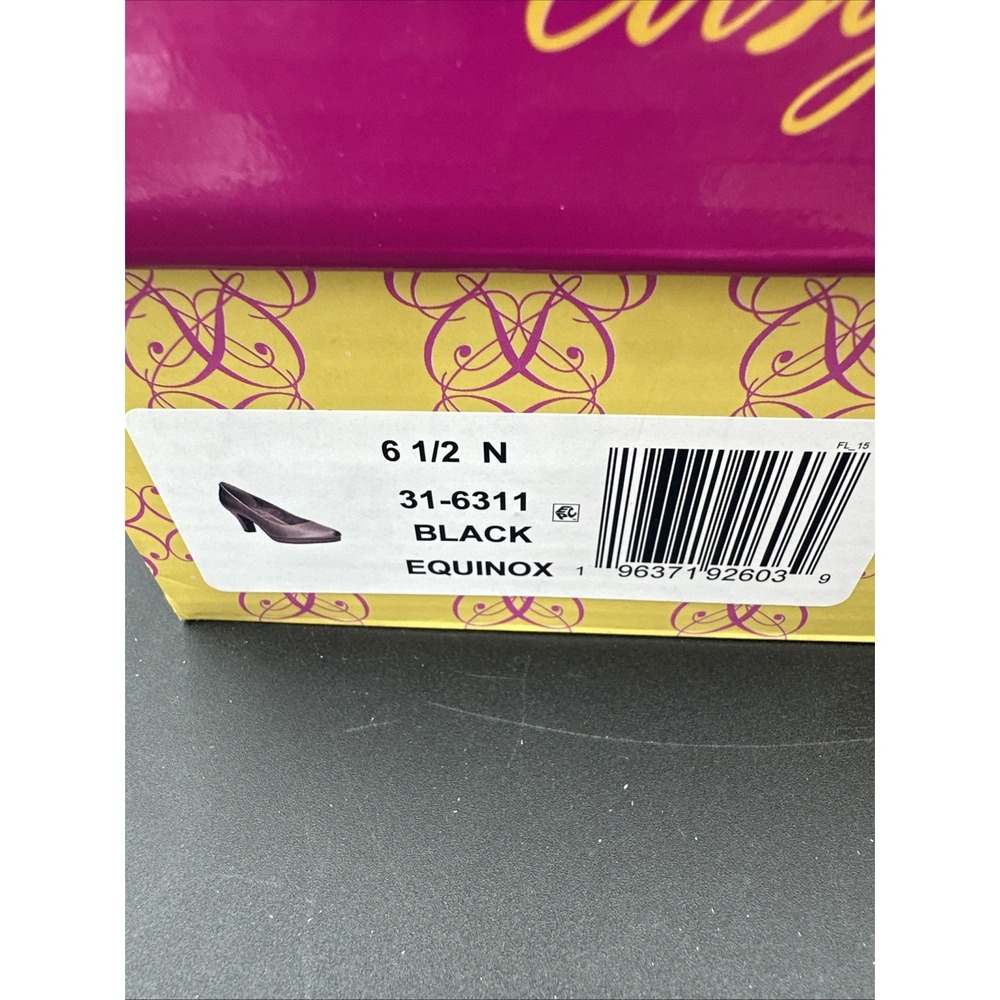 Easy Street Equinox Womens Round Stiletto Heel Pumps‎ , Black Size 6.5 Narrow - Picture 7 of 7